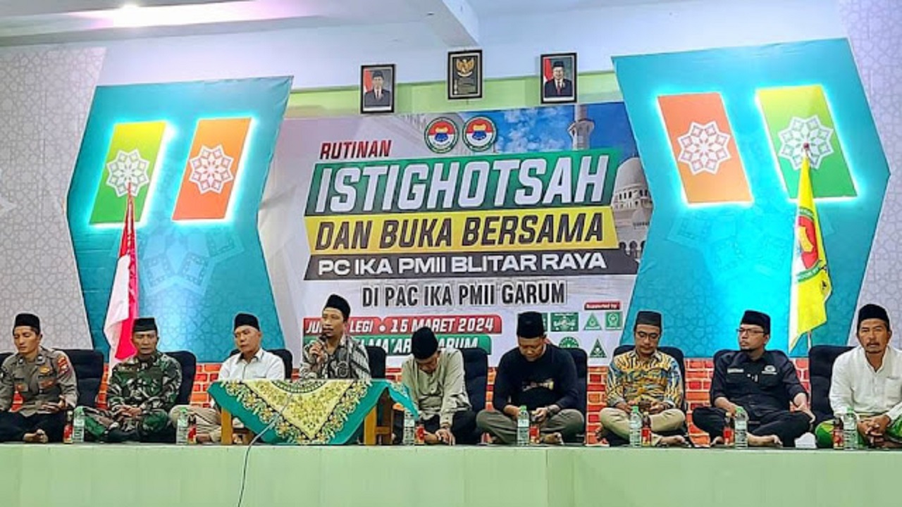 Ratusan Alumni PMII Blitar Berbondong-bondong Hadiri Istighotsah dan Buka Bersama di Garum