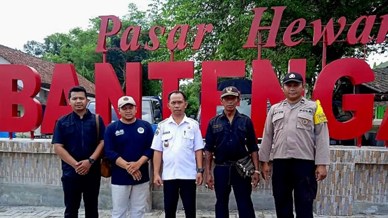 Jelang Hari Raya Idul Fitri 2024, Pemerintah Desa Tulungrejo Tinjau Pasar Bantengan