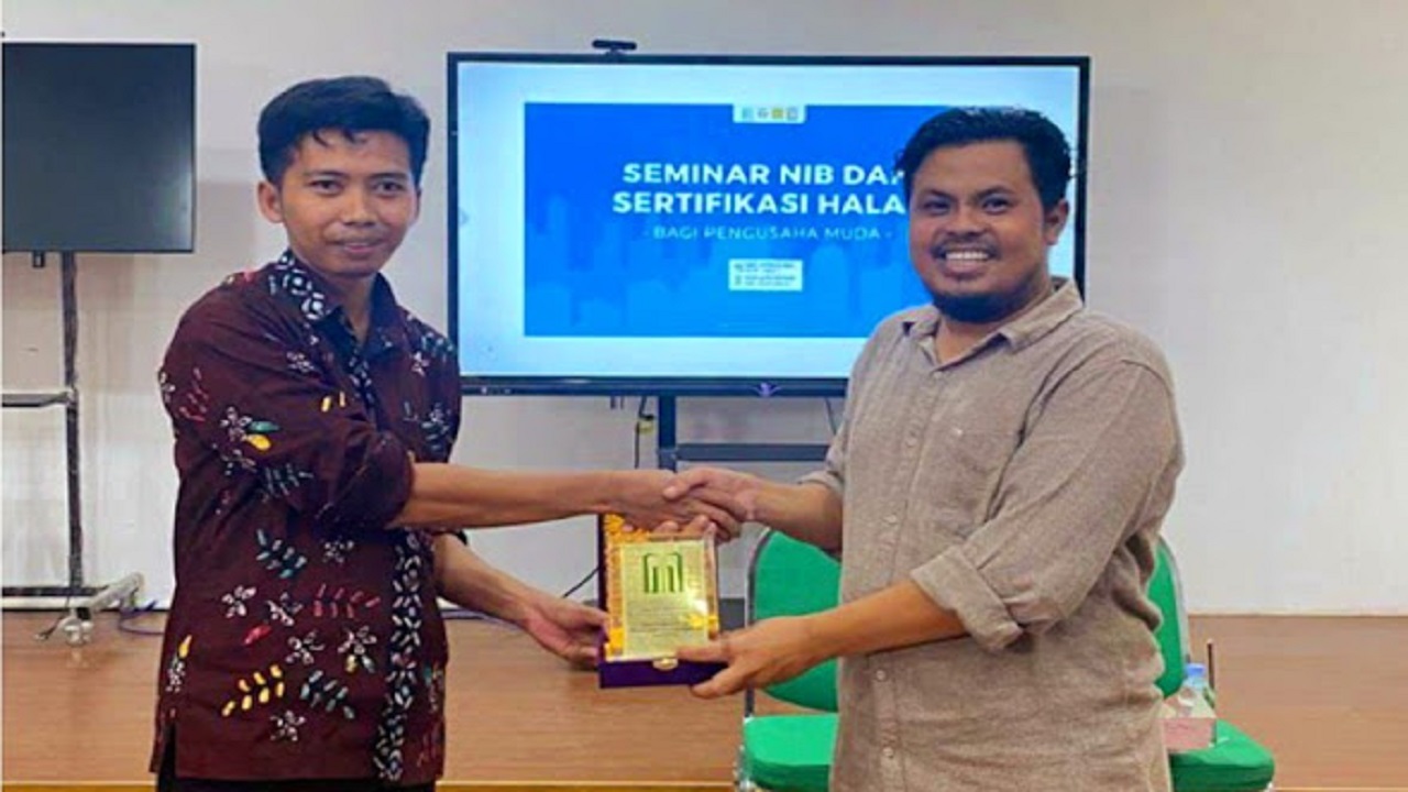 Opportunisme Ekonomi Kecil Dan Menengah: Salah Siapa ?