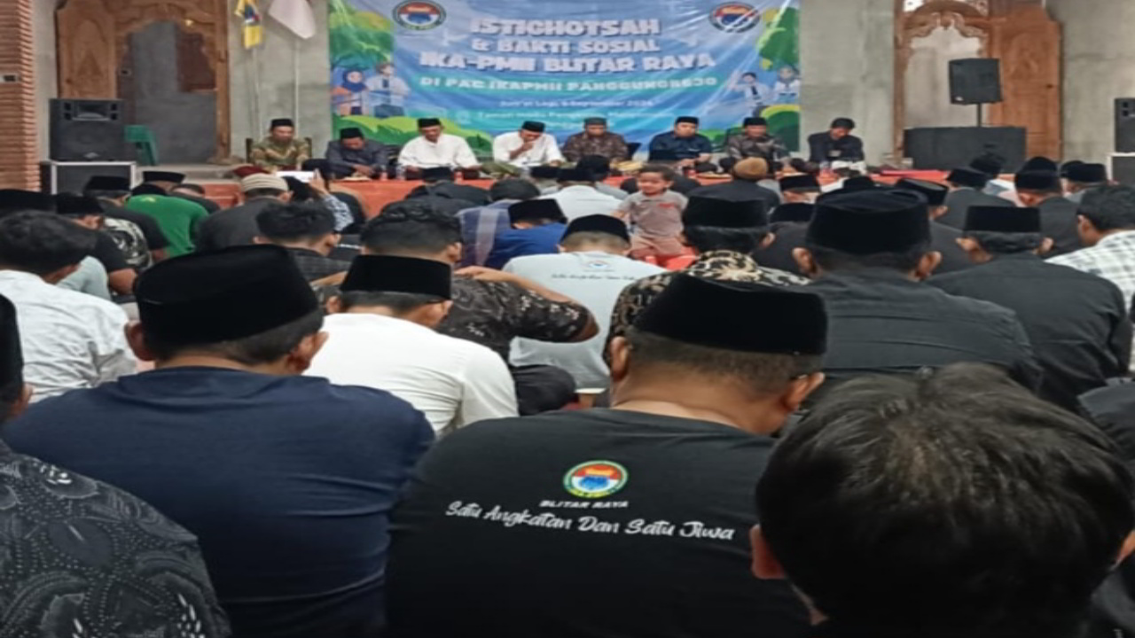 Hadiri Istighotsah Rutin IKA PMII Blitar Raya, Abdul Ghoni: "Kita Jadikan Politik Sebagai Jalan Perjuangkan Kesejahteraan Umat"