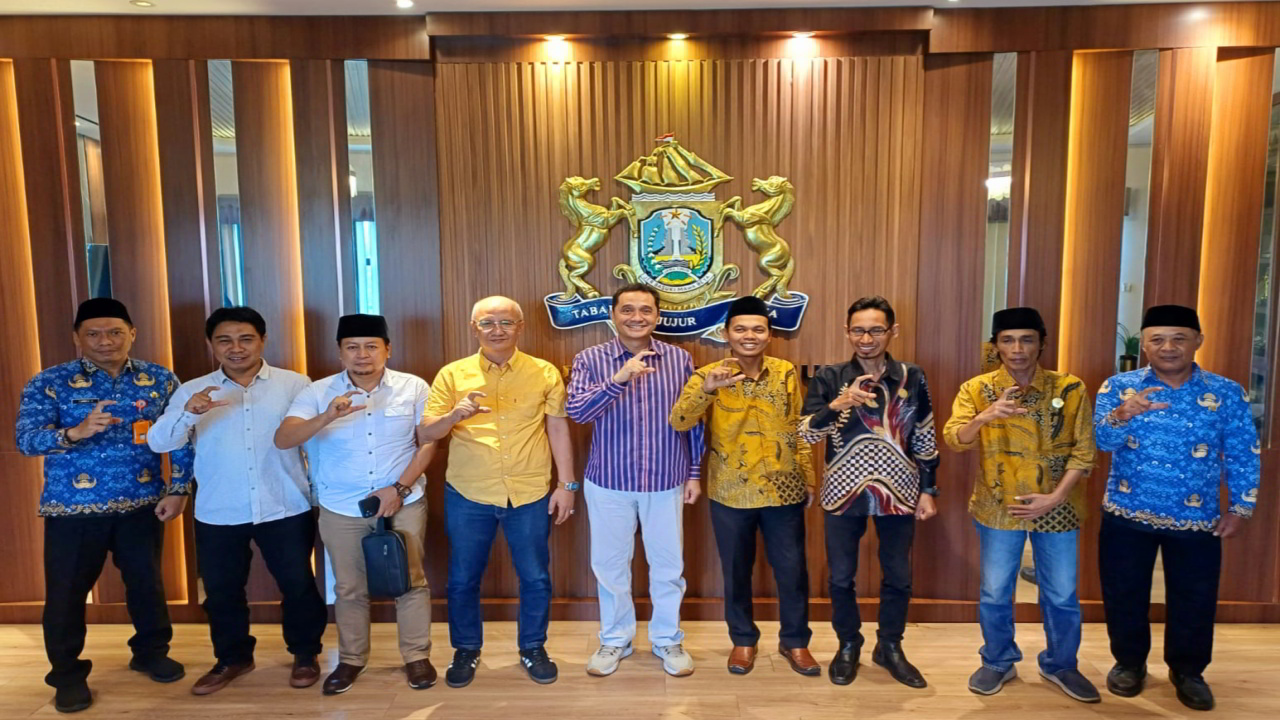 Melangkah Bersama, Membangun Iklim Investasi Sehat dan Terbuka