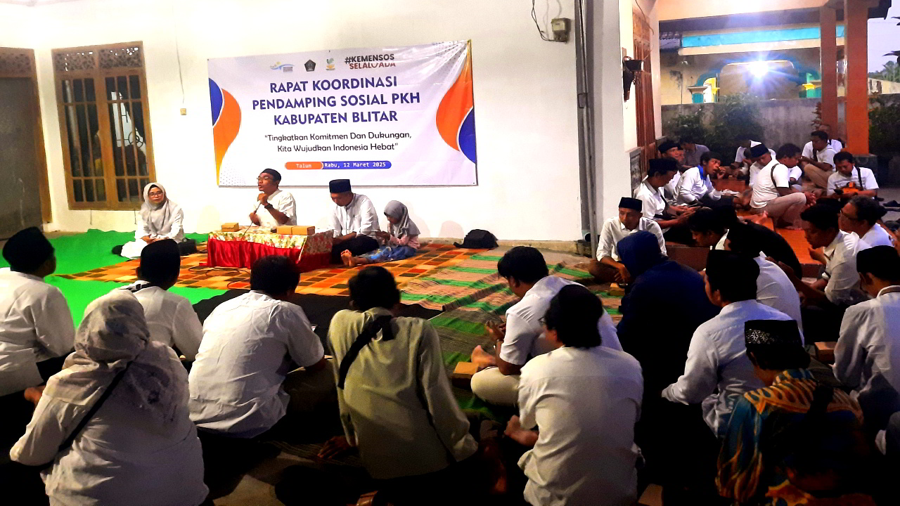 Rapat Koordinasi SDM PKH Blitar: Tingkatkan Komitmen demi Indonesia Hebat