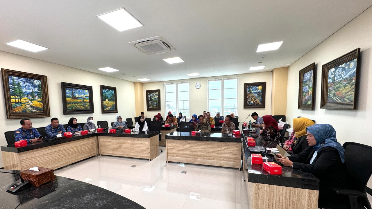 Rakornis persiapan puncak peringatan HAKIN 2025 di Ruang Candi Pari Lantai 5 RSUD Sidoarjo, Selasa (20/5)
